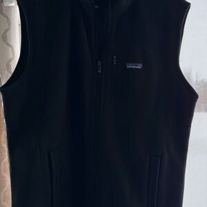 Patagonia Classic Black Fleece Vest